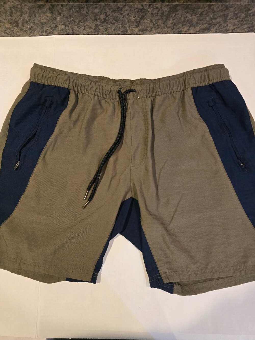 Men's Shorts Khaki Navy Elastic Waist Drawstring Pockets Arizona Jeans Co. XL